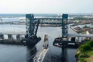 Gilmerton Bridge - Boat Passing Underneath