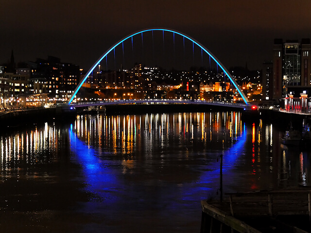 Gateshead Millennium Bridge at night
