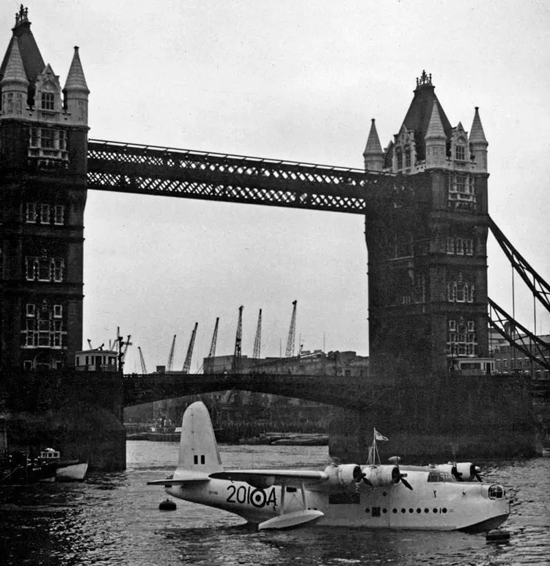 Tower Bridge London in 1956