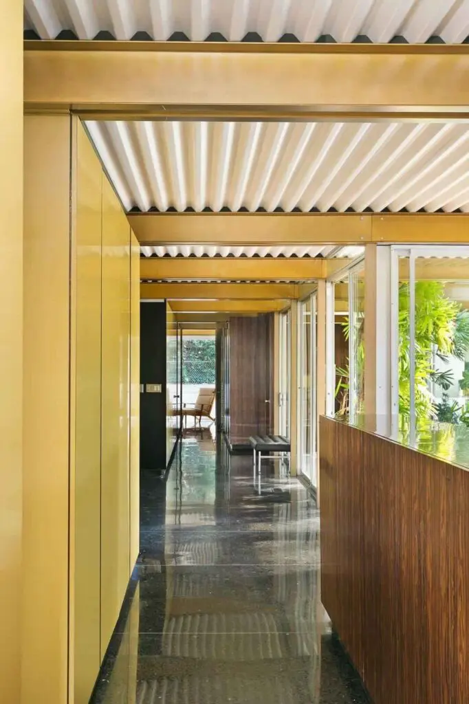 The 1964 Grossman House by Raphael Soriano in L.A.
