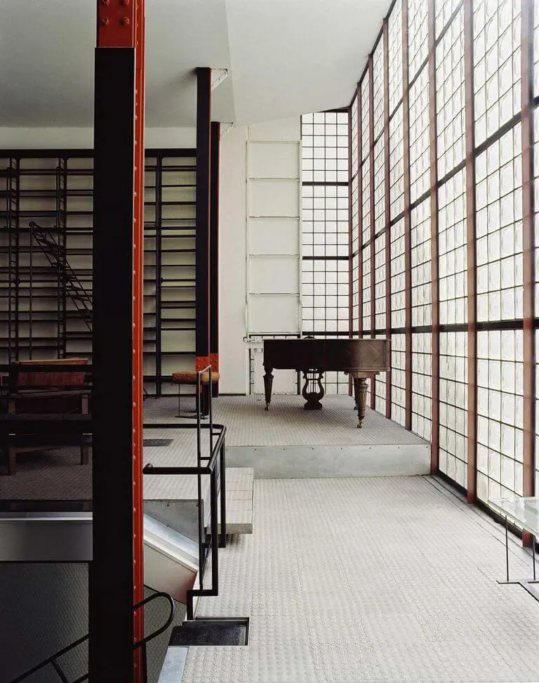Maison De Verre Interior