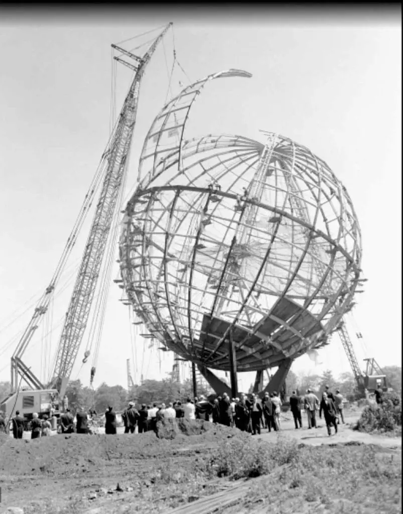 Unisphere during construction