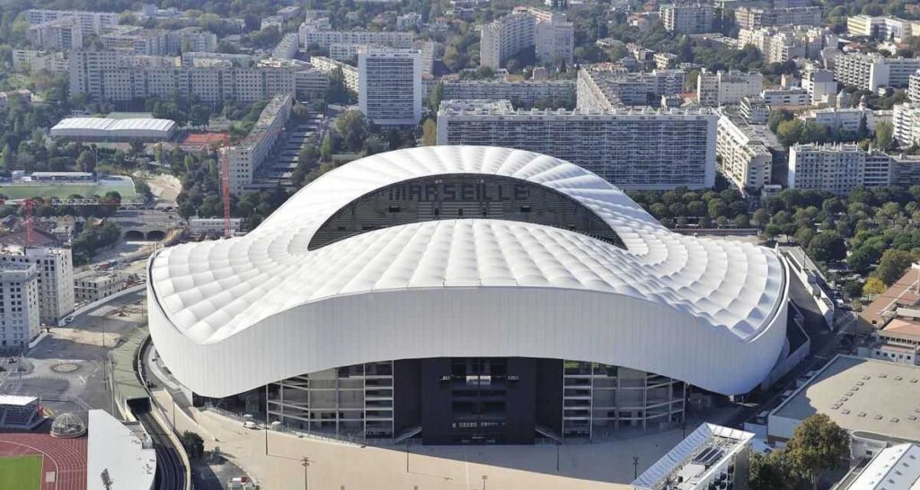 Stade vélodrome Marseille - Hôtel Edmond Rostand